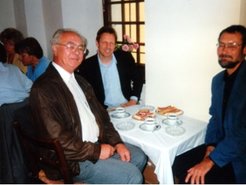 Kaffe und Kuchen with two local historians at the Breunsdorf reunion in Dorf Kieritzsch, 3 September 2000.