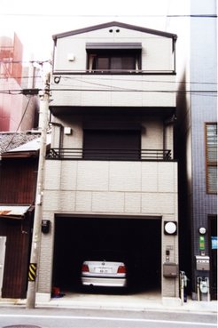 Photo 75.