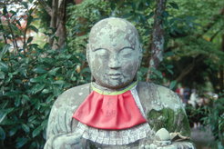 Statue of the bodhisattva Jizô in Kyoto (Photo: Christoph Brumann, 2012).