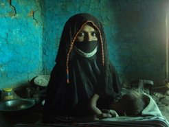 Uncertainties of ill health. A mother waiting for her son’s recovery