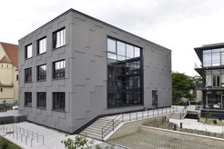 View from Ernestusstraße: The Max Planck Institute for Social Anthropology’s extension building one day before inauguration on 15 June 2017.