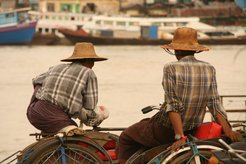 Thrishaw drivers waiting on the jetty in Pathein (2015).