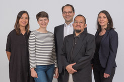 Dominik Müller's Emmy Noether Group (from left to right): Rosalia Engchuan, Annika Benz, Dominik Müller, Fauwaz Abdul Aziz, Timea Greta Biro