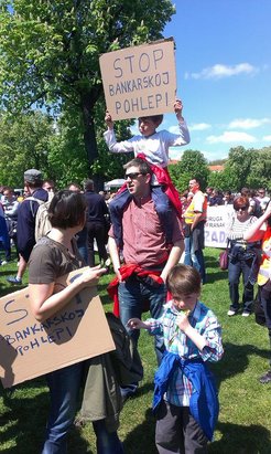 "Banker-Gier Stoppen!" Kroatische Franken-Schuldner protestieren in Zagreb, 2015