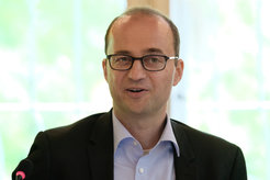 Max-Planck-Fellow Dirk Hanschel wurde zum Gastprofessor der University of Connecticut ernannt.