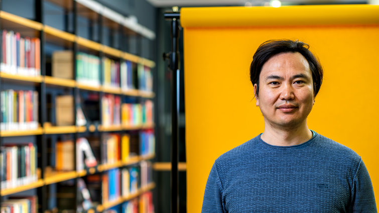 Bayar Dashpurev:
My work examines the effects of environmental rights in the south Gobi, where mining is the dominant activity.